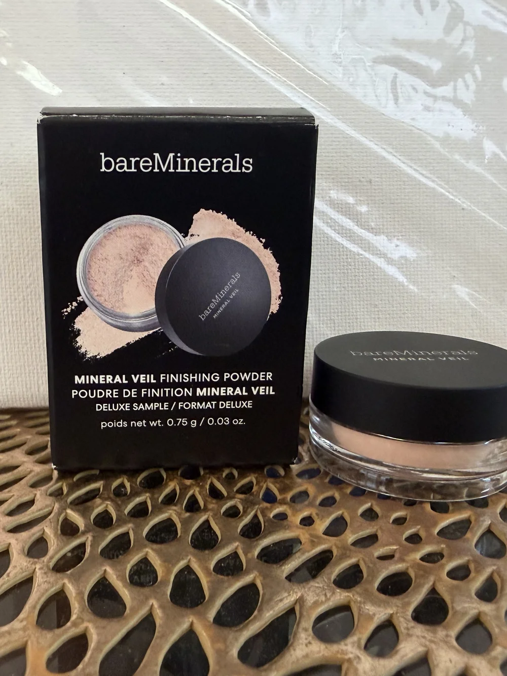 bareMinerals finishing powder